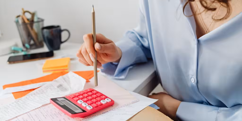 L2FwcC91cGxvYWRzLzIwMjUvMDEvcG9kYXRlay1ldGYuanBn