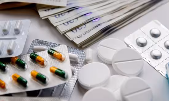 L2FwcC91cGxvYWRzLzIwMjUvMDgvYmlnLXBoYXJtYS5qcGc